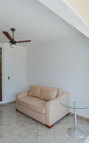 Casa à venda com 195m², 4 quartos e 4 vagas Casa à venda com 195m², 4 quartos e 4 vagasQuarto 4
