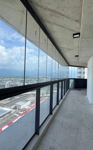 Apartamento à venda com 98m², 2 quartos e 1 vaga Apartamento à venda com 98m², 2 quartos e 1 vagaVaranda
