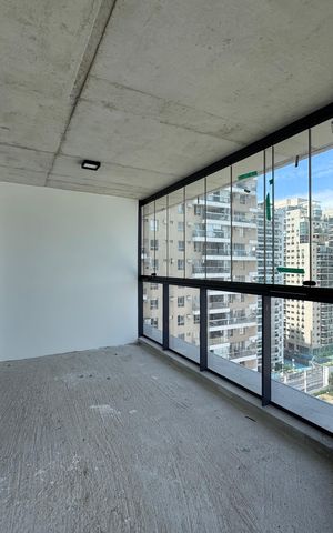 Apartamento à venda com 98m², 2 quartos e 1 vaga Apartamento à venda com 98m², 2 quartos e 1 vagaVaranda