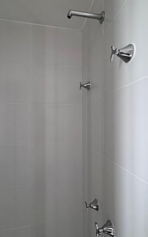 Apartamento à venda com 98m², 2 quartos e 1 vaga Apartamento à venda com 98m², 2 quartos e 1 vagaSuíte - Banheiro
