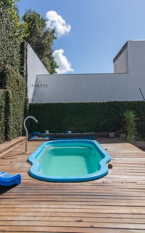 Casa à venda com 208m², 3 quartos e 3 vagasQuintal