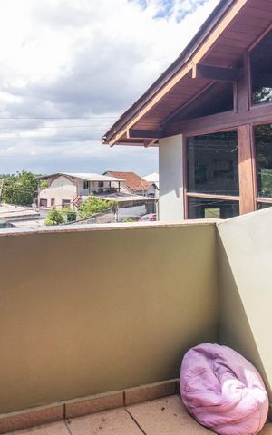 Casa à venda com 208m², 3 quartos e 3 vagasQuarto 1