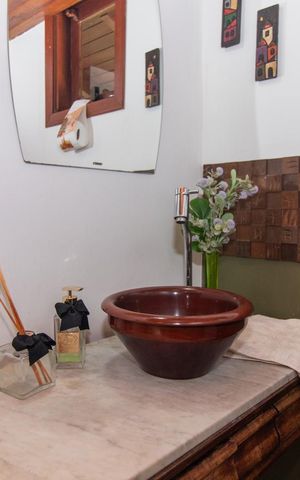 Casa à venda com 208m², 3 quartos e 3 vagasLavabo