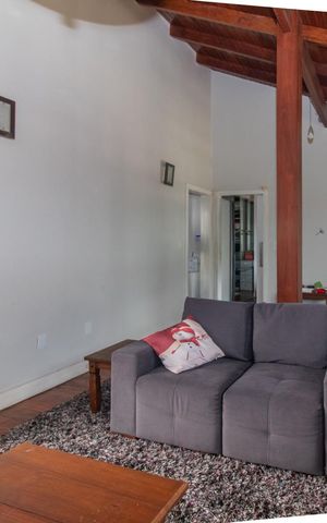 Casa à venda com 208m², 3 quartos e 3 vagasSala 2