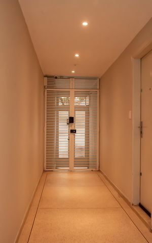 Apartamento à venda com 100m², 2 quartos e 1 vagaHall de entrada