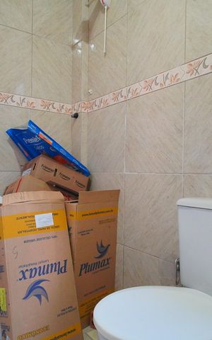 Casa à venda com 300m², 5 quartos e 2 vagasbanheiro 3