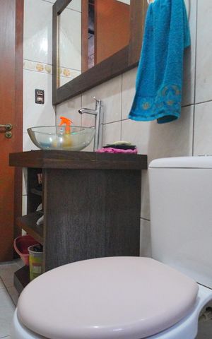 Casa à venda com 300m², 5 quartos e 2 vagasBanheiro 2