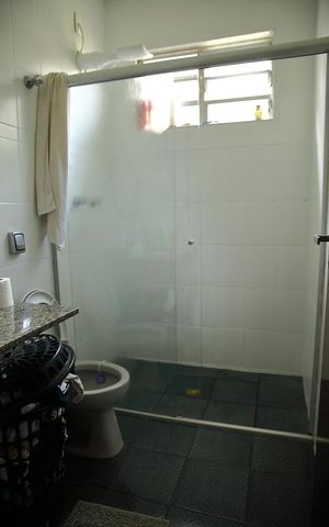 Casa à venda com 184m², 3 quartos e 3 vagasBanheiro Social 