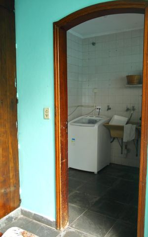 Casa à venda com 184m², 3 quartos e 3 vagasÁrea de Serviço