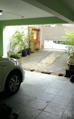 Casa à venda com 184m², 3 quartos e 3 vagasGaragem