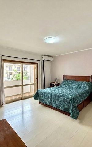Casa à venda com 400m², 4 quartos e 4 vagas Casa à venda com 400m², 4 quartos e 4 vagasQuarto