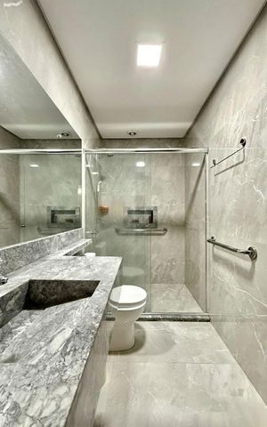 Casa à venda com 400m², 4 quartos e 4 vagas Casa à venda com 400m², 4 quartos e 4 vagasBanheiro