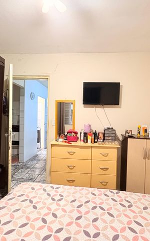 Casa à venda com 160m², 5 quartos e 5 vagasQuarto 2- Casa 1