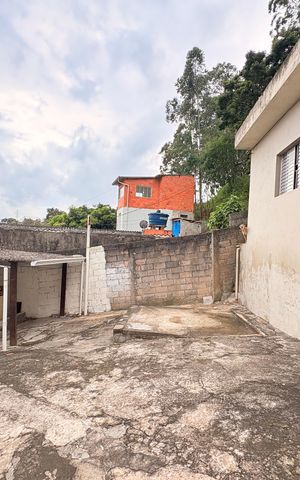 Casa à venda com 160m², 5 quartos e 5 vagasQuintal