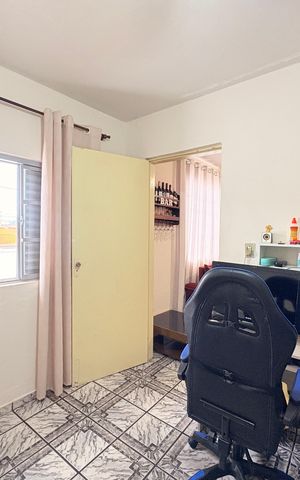Casa à venda com 160m², 5 quartos e 5 vagasQuarto 1- Casa 1