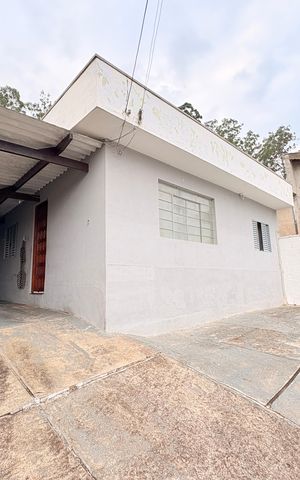 Casa à venda com 160m², 5 quartos e 5 vagasGaragem e frente da Casa