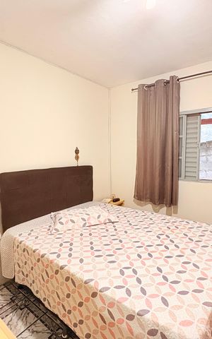 Casa à venda com 160m², 5 quartos e 5 vagasQuarto 2- Casa 1