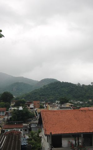 Casa de condomínio para alugar com 200m², 3 quartos e 2 vagasSala - Varanda