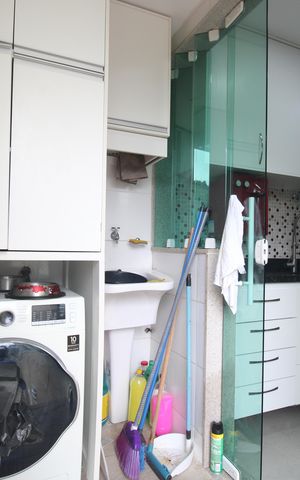 Casa de condomínio para alugar com 200m², 3 quartos e 2 vagasÁrea de serviço