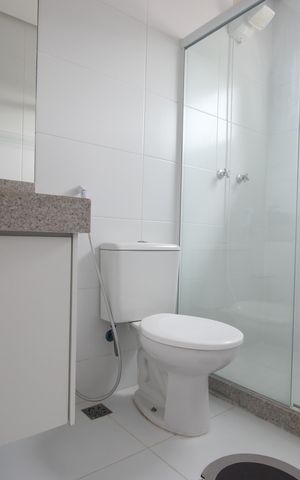 Casa de condomínio para alugar com 200m², 3 quartos e 2 vagasBanheiro da suíte 1
