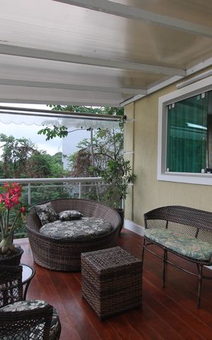 Casa de condomínio para alugar com 200m², 3 quartos e 2 vagasSala - Varanda