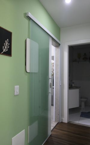 Casa de condomínio para alugar com 200m², 3 quartos e 2 vagasSala - Corredor