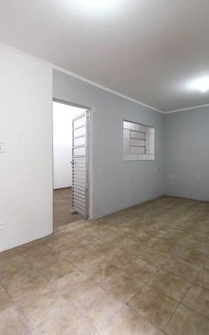 Casa à venda com 80m², 1 quarto e sem vagaSala