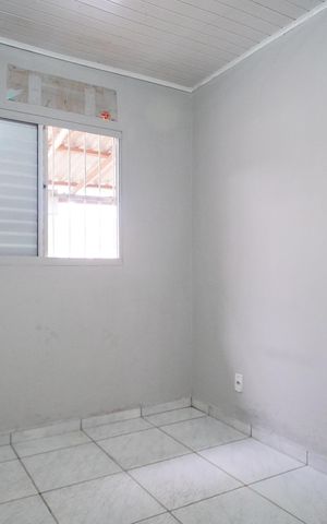 Casa para alugar com 50m², 2 quartos e 2 vagasQuarto 1 