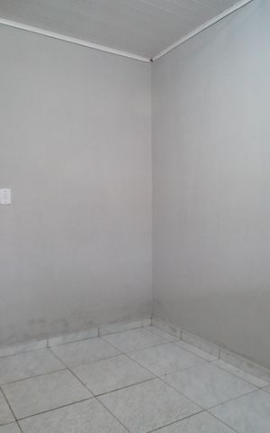 Casa para alugar com 50m², 2 quartos e 2 vagasQuarto 1 
