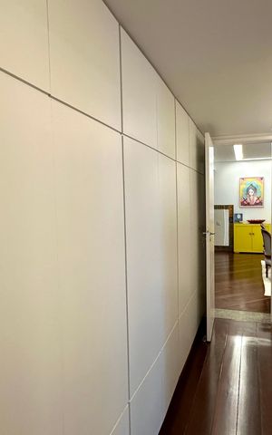 Apartamento à venda com 250m², 3 quartos e 2 vagas