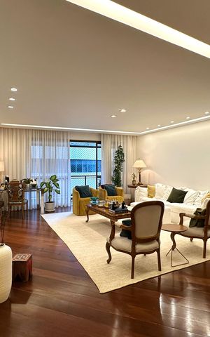 Apartamento à venda com 250m², 3 quartos e 2 vagas