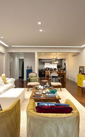 Apartamento à venda com 250m², 3 quartos e 2 vagas