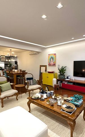 Apartamento à venda com 250m², 3 quartos e 2 vagas