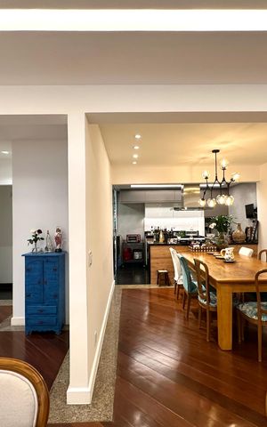 Apartamento à venda com 250m², 3 quartos e 2 vagas