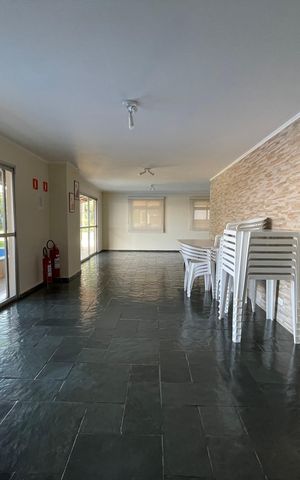 Apartamento à venda com 56m², 2 quartos e 1 vaga Apartamento à venda com 56m², 2 quartos e 1 vagaÁrea comum - Salão de festas