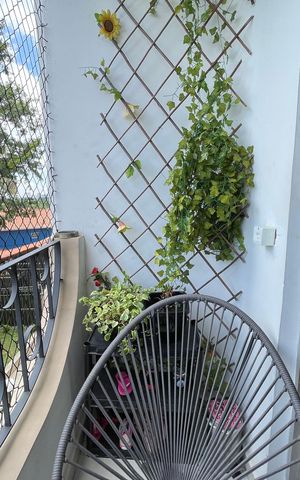Apartamento à venda com 56m², 2 quartos e 1 vaga Apartamento à venda com 56m², 2 quartos e 1 vagaVaranda da Sala