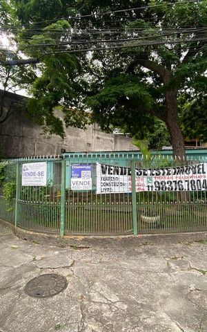 Casa à venda com 136m², 3 quartos e 1 vaga Casa à venda com 136m², 3 quartos e 1 vagaFACHADA