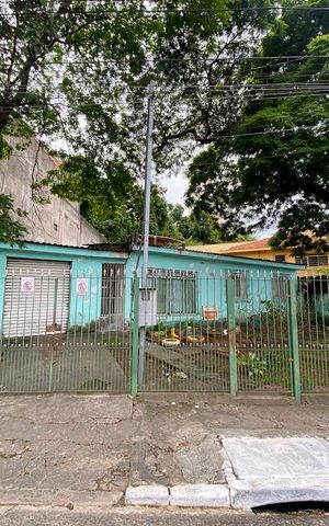 Casa à venda com 136m², 3 quartos e 1 vaga Casa à venda com 136m², 3 quartos e 1 vagaFACHADA