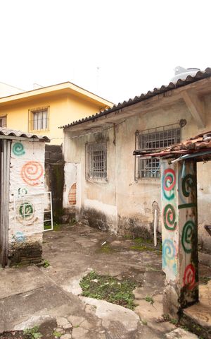 Casa à venda com 136m², 3 quartos e 1 vaga Casa à venda com 136m², 3 quartos e 1 vagaQUINTAL E ÁREA DE SERVIÇO