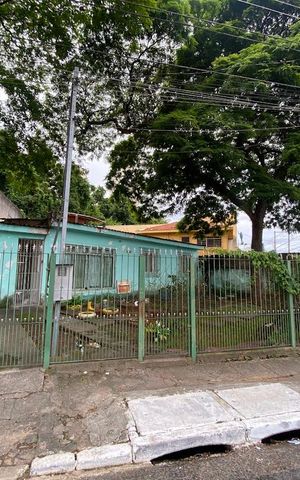 Casa à venda com 136m², 3 quartos e 1 vaga Casa à venda com 136m², 3 quartos e 1 vagaFACHADA