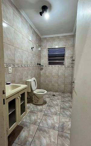Casa para alugar com 205m², 3 quartos e 2 vagas Casa para alugar com 205m², 3 quartos e 2 vagasBanheiro