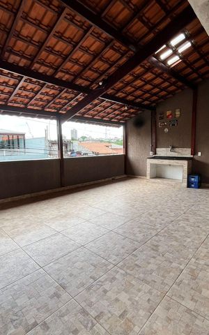 Casa para alugar com 205m², 3 quartos e 2 vagas Casa para alugar com 205m², 3 quartos e 2 vagasÁrea externa