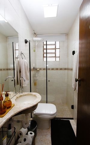 Casa à venda com 463m², 5 quartos e 6 vagasBanheiro DO QUARTO 5