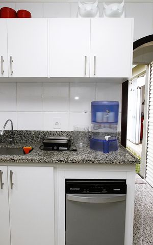 Casa à venda com 463m², 5 quartos e 6 vagasCozinha