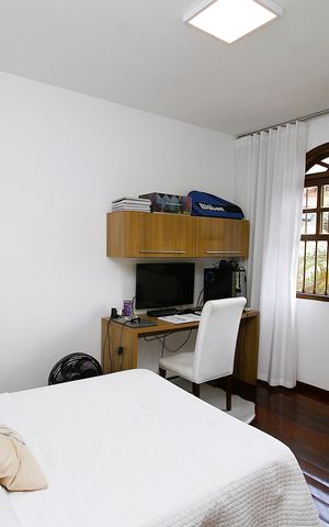 Casa à venda com 463m², 5 quartos e 6 vagasQuarto 3