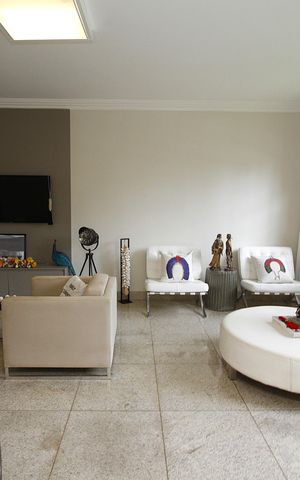 Casa à venda com 463m², 5 quartos e 6 vagasSala