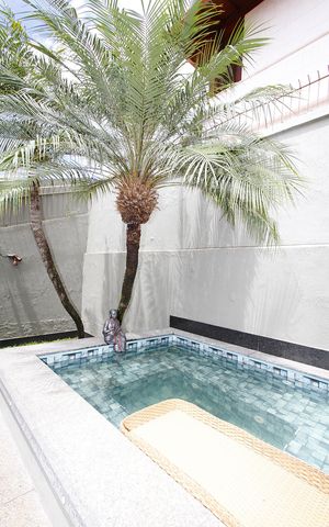 Casa à venda com 463m², 5 quartos e 6 vagasPiscina