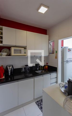 Apartamento à venda com 80m², 2 quartos e 1 vaga Apartamento à venda com 80m², 2 quartos e 1 vagaCozinha