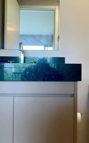 Studio para alugar com 27m², 1 quarto e sem vaga Studio para alugar com 27m², 1 quarto e sem vagaBanheiro