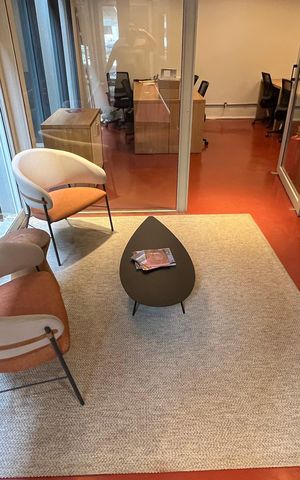 Studio para alugar com 27m², 1 quarto e sem vaga Studio para alugar com 27m², 1 quarto e sem vagaHall de entrada